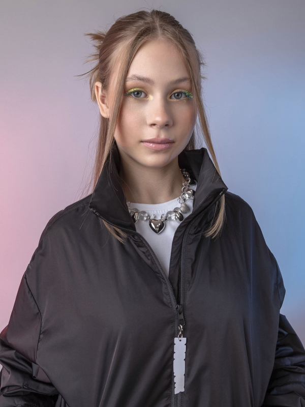 Ветровка для девочки Анара