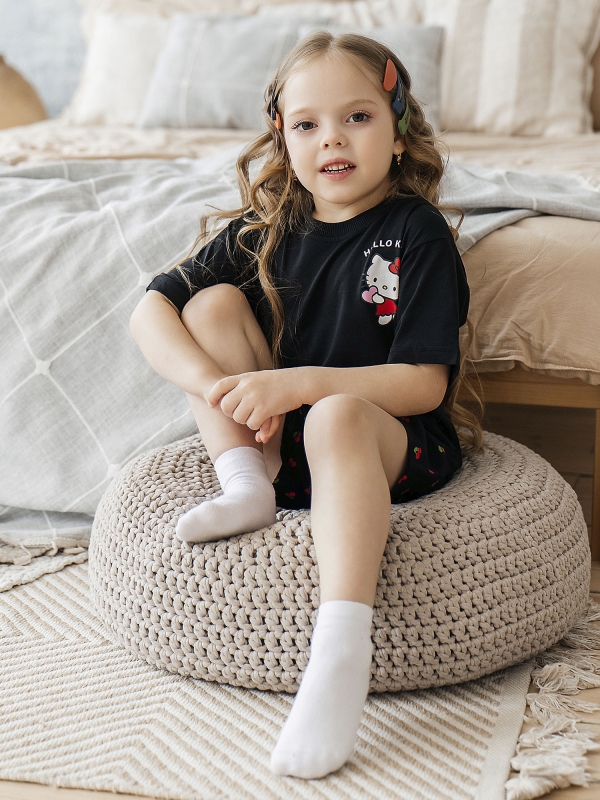 Комплект для девочки футболка и шорты