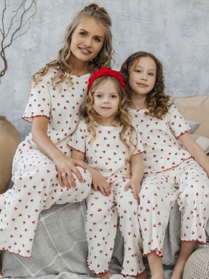 Комплект футболка и брюки