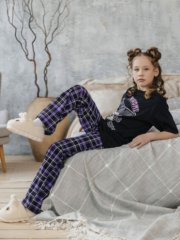 Комплект для девочки футболка и брюки