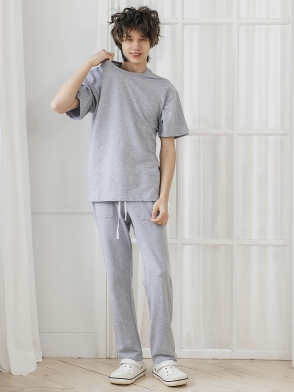 Комплект футболка и брюки