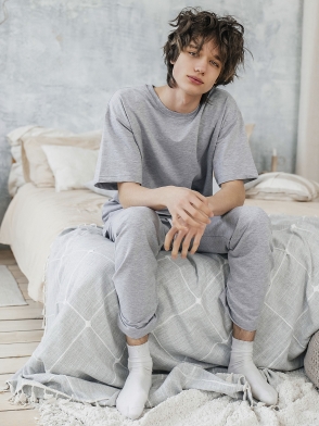 Комплект футболка и брюки