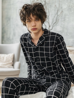 Комплект футболка и брюки