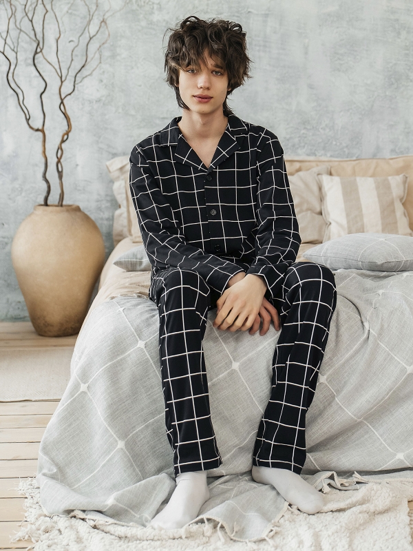 Комплект футболка и брюки