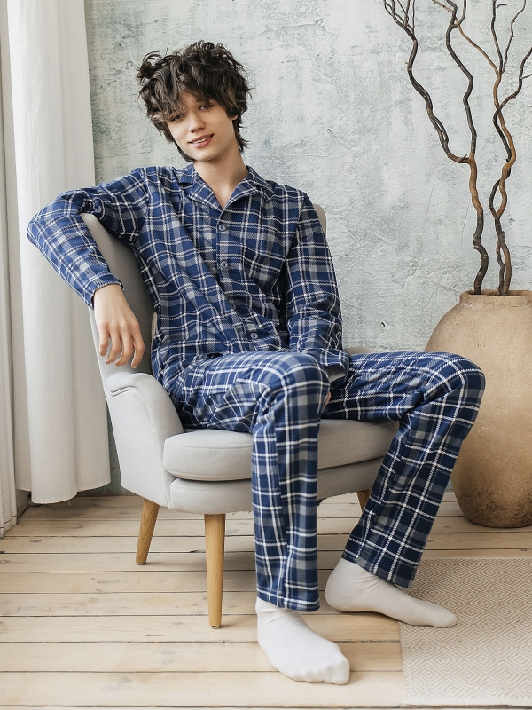 Комплект футболка и брюки