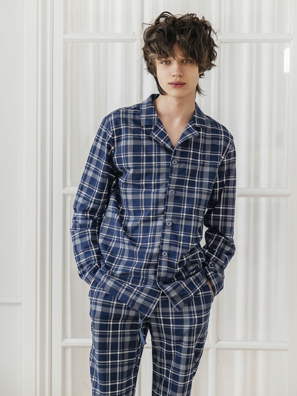 Комплект футболка и брюки