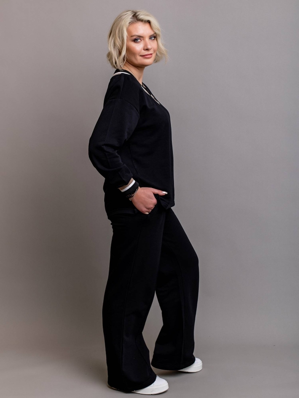 Костюм женский