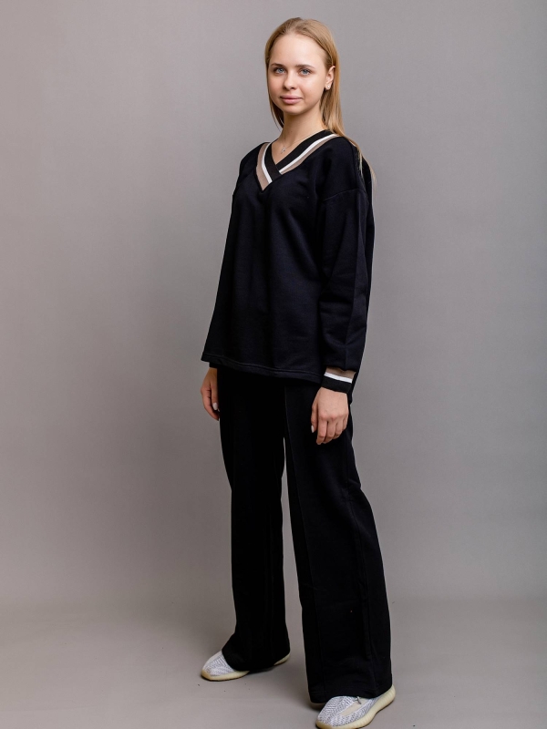 Костюм женский