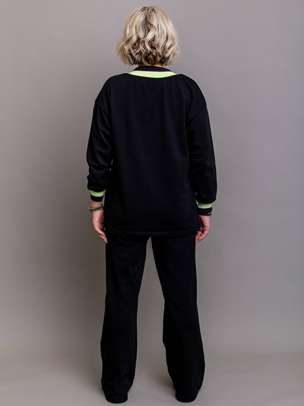 Костюм женский