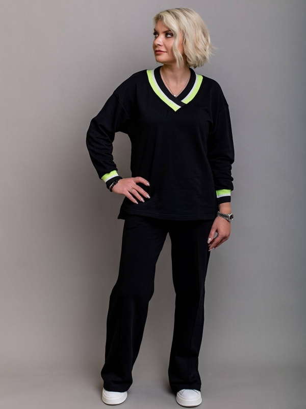 Костюм женский