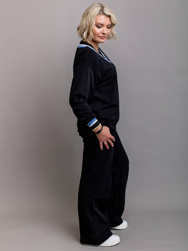 Костюм женский