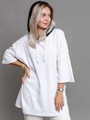 Футболка с капюшоном