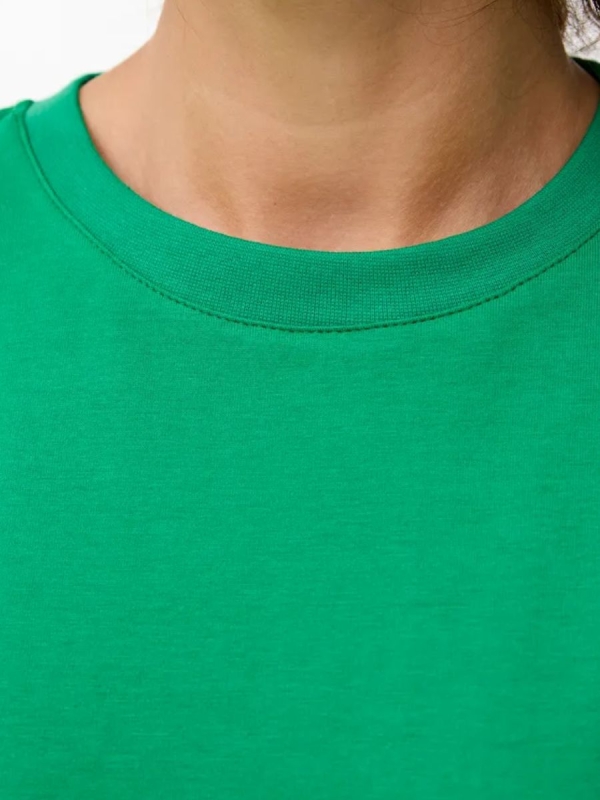 Футболка женская FURIA оверсайз