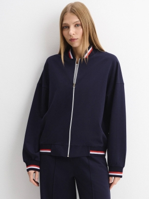 Костюм женский